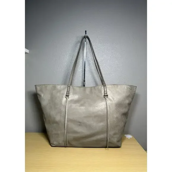 Hobo International Large Kingston Champagne Metallic Leather Tote Bag - Picture 1 of 16